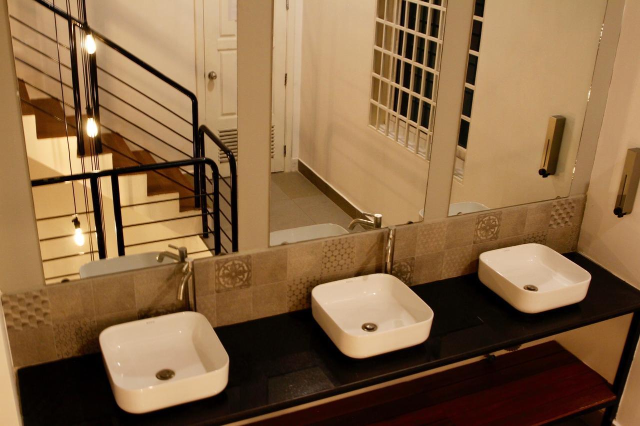 Oops Hostel Сиемрип Экстерьер фото