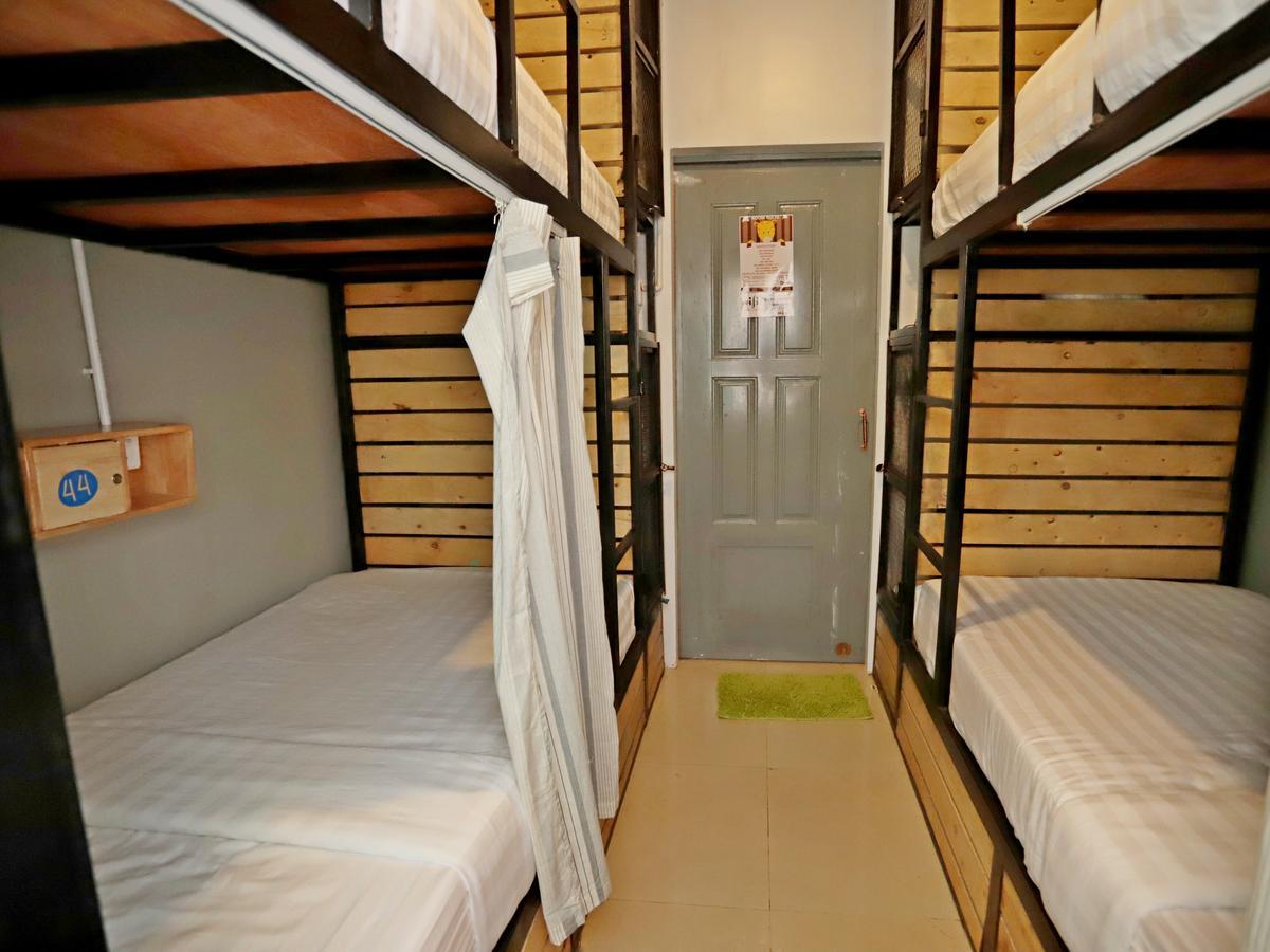 Oops Hostel Сиемрип Номер фото