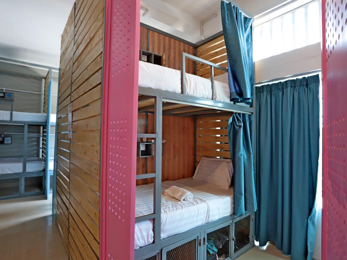 Oops Hostel Сиемрип Экстерьер фото
