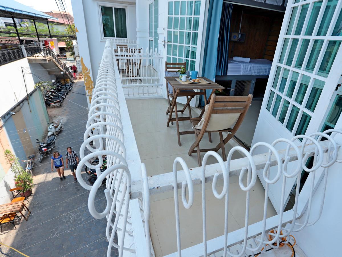 Oops Hostel Сиемрип Экстерьер фото